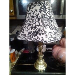 DALE TIFFANY FABRIC TABLE LAMP SHADE ON BRASS LAMP